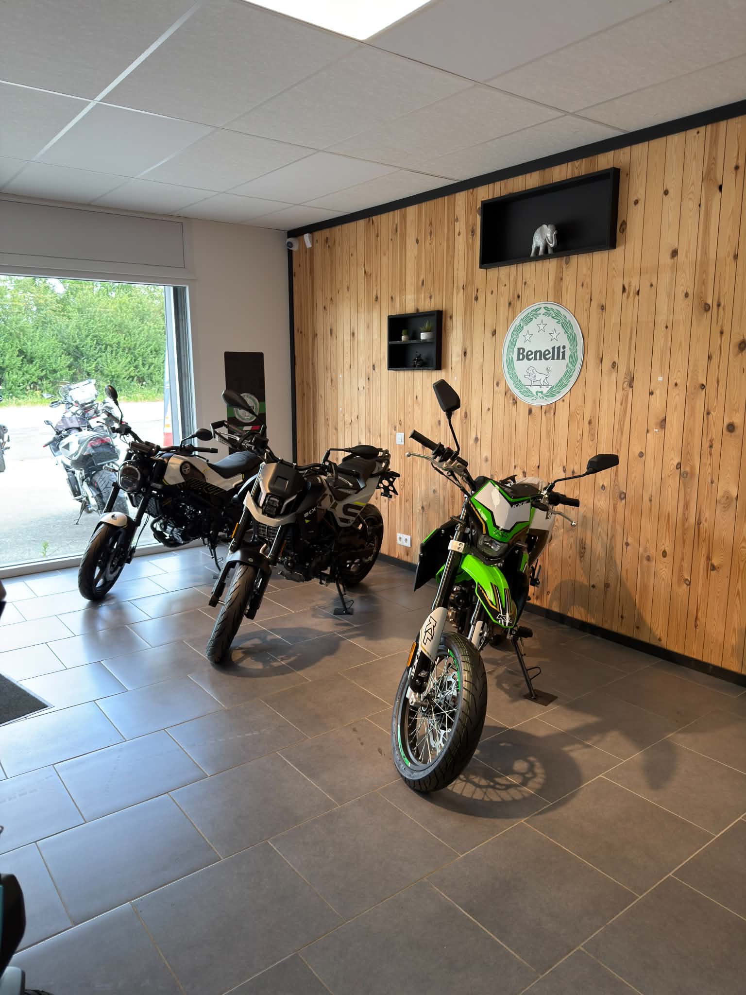 Showroom Ciarro Motorcycle - photo 6