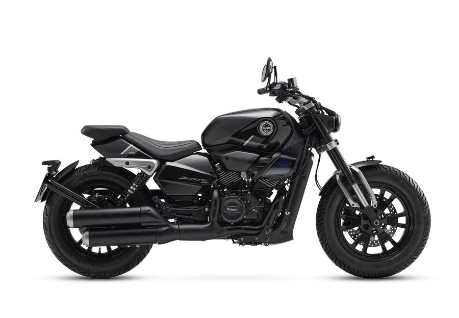 Benelli Leoncino Bobber 400 - moto cruiser