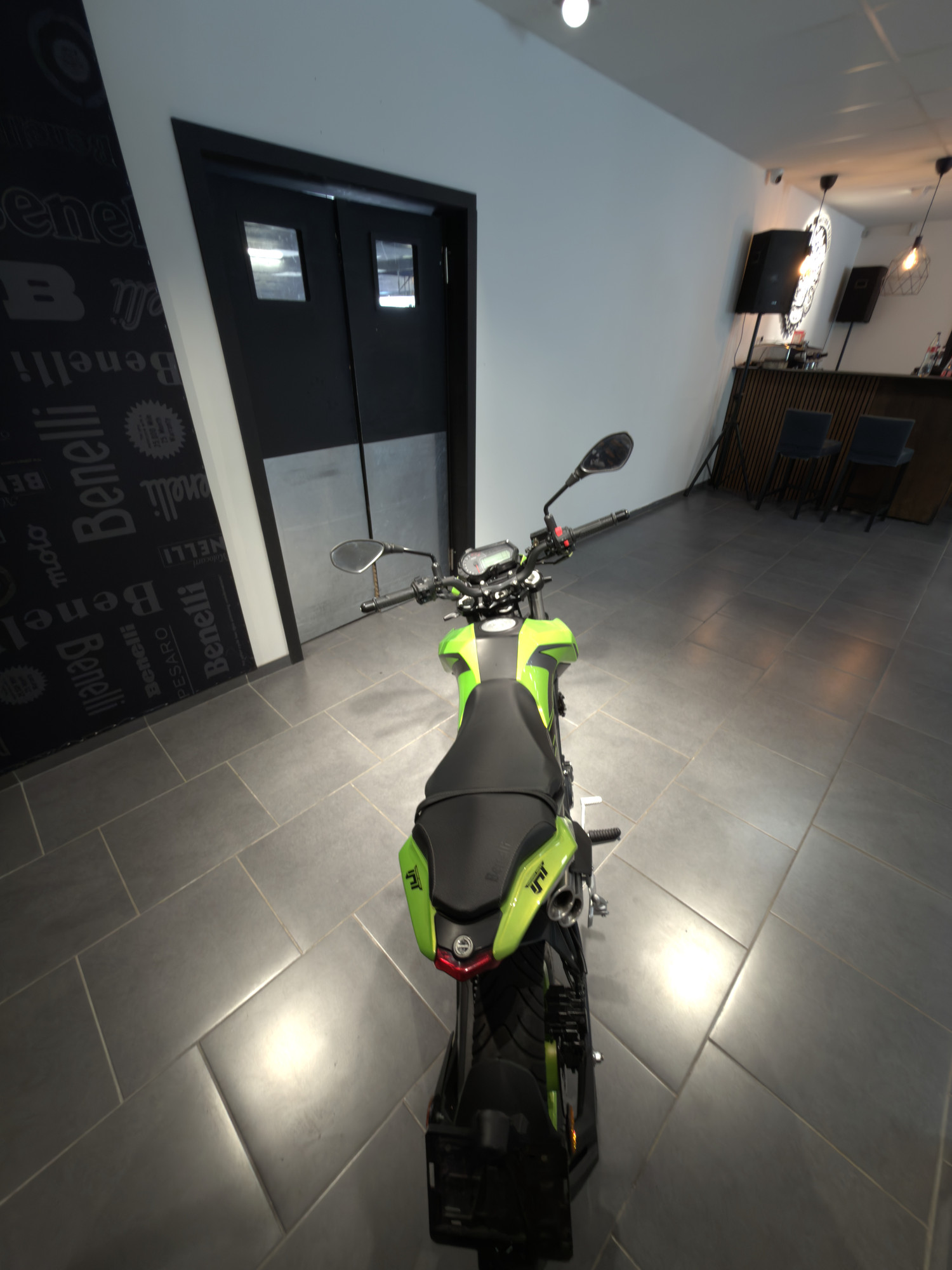 Benelli TNT 125 occasion - selle et feu arrière