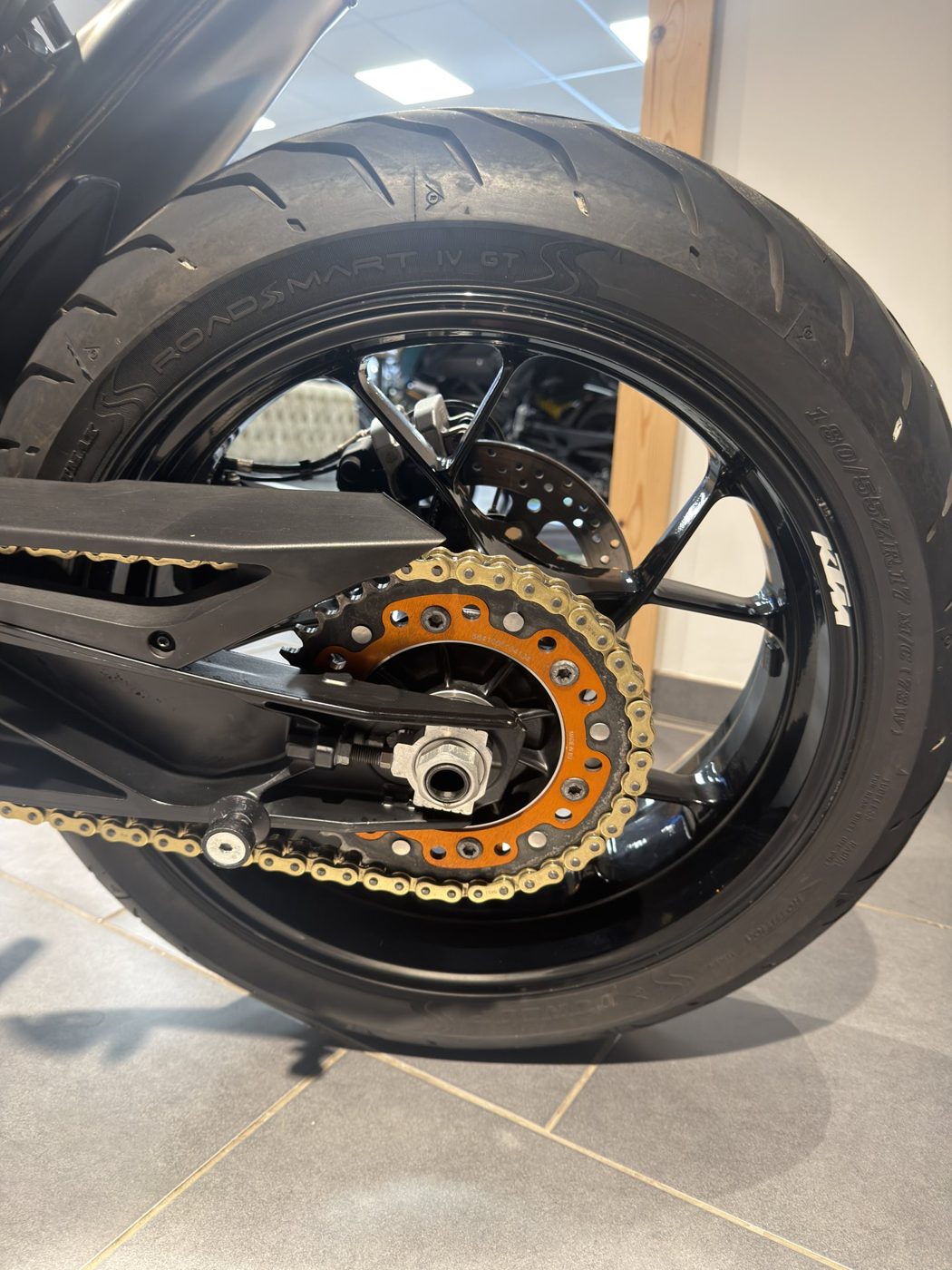 KTM 890 Duke occasion en dépôt-vente - photo 11