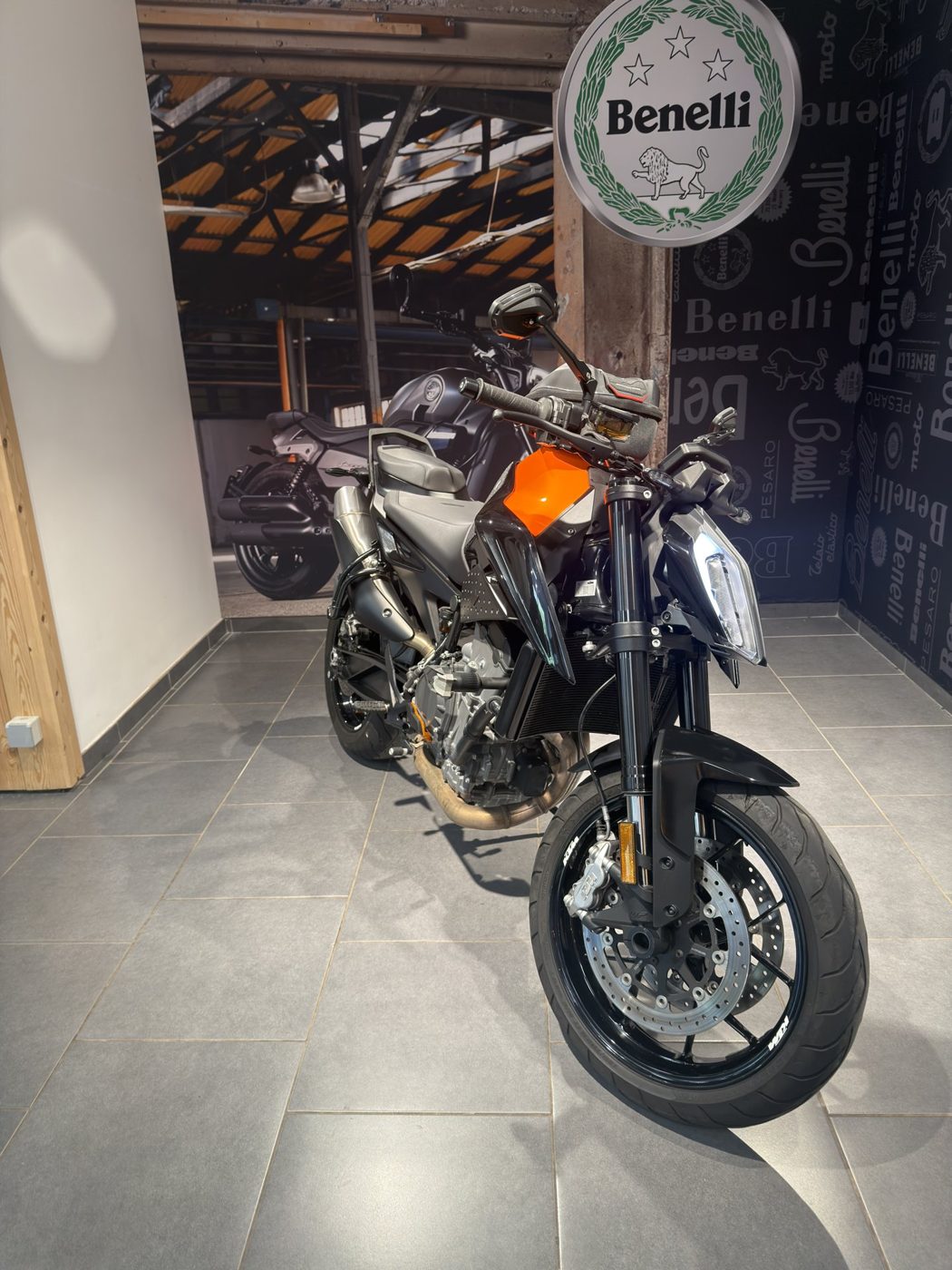 KTM 890 Duke occasion en dépôt-vente - photo 3